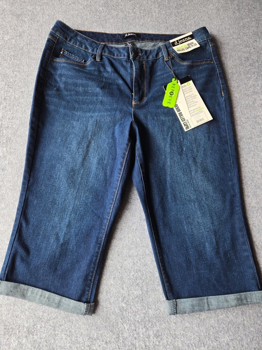 d.JEANS Women's Jeans Cropped Rolled Cuff Capri Dark Wash Size 18W NEW